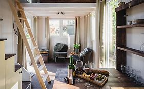 Tiny - rustig - vakantiehuisje - in de natuur - sauna